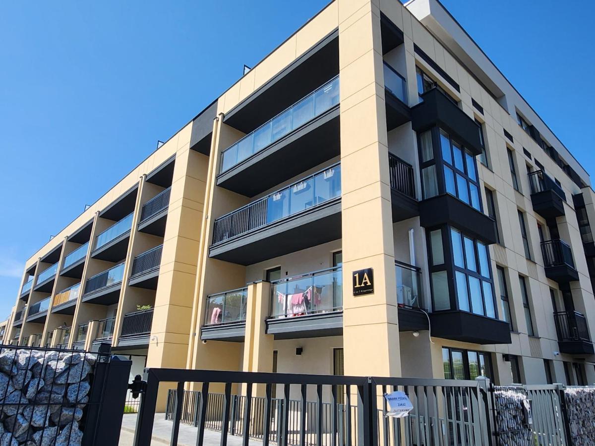 Apartment Dwa Jelonki, Ul Sciegiennego, Centrum, Garaz, Ogrodek Kielce