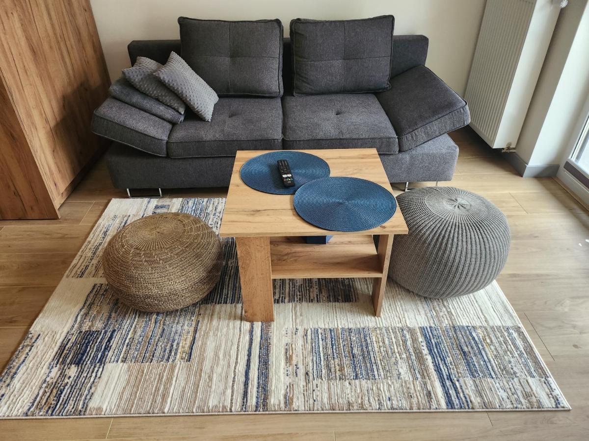Apartment Dwa Jelonki, Ul Sciegiennego, Centrum, Garaz, Ogrodek *